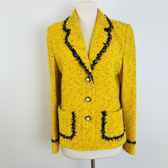 St John Collection Boucle Knit Pearl Button Jacket - Picture 2 of 10